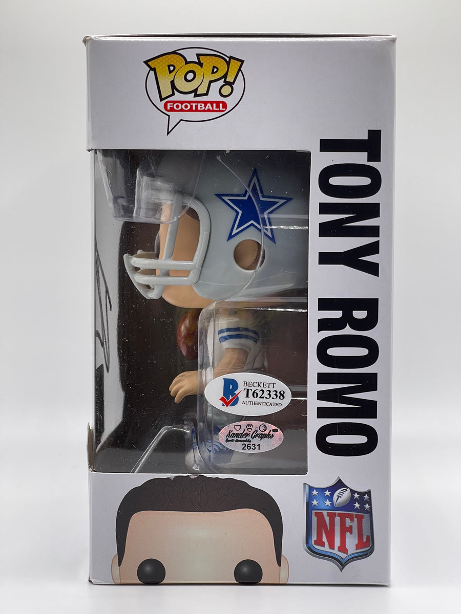 TONY ROMO 40 AUTOGRAPHED BECKETT CERTIFIED DALLAS COWBOYS