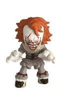 
              FUNKO MYSTERY MINI! MOVIES IT SERIES 1: PENNYWISE W/ TEETH (1/36) (WALGREENS EXCLUSIVE)
            